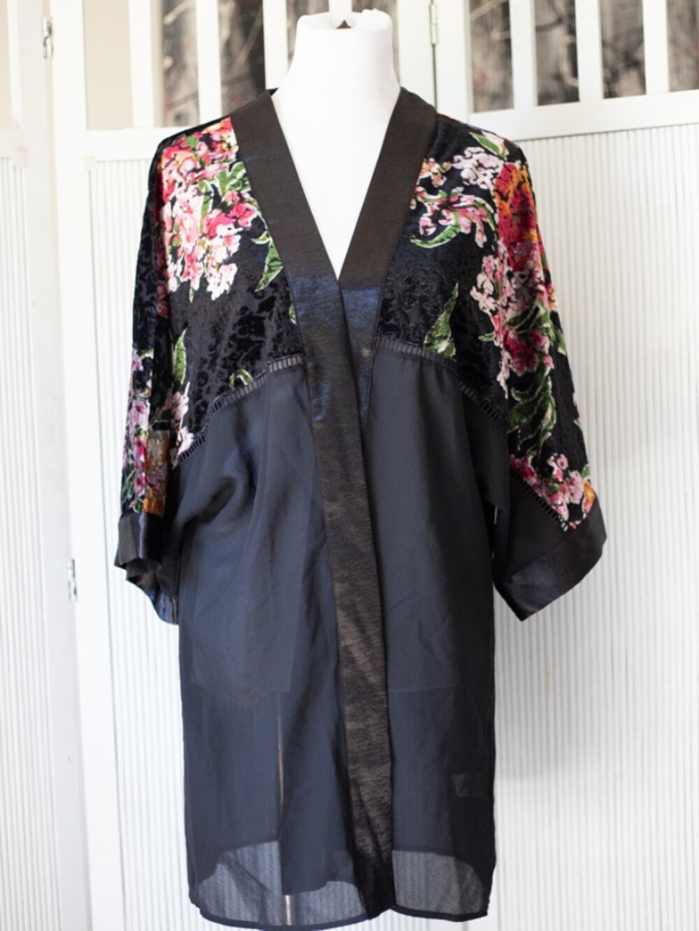 Love, Fire Floral Velvet Burnout Kimono Women's L/XL Black Sheer Open Front Boho